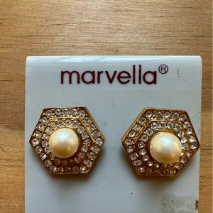 Vintage Pearl earrings